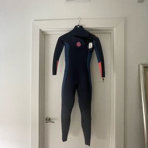 NWT Rip Curl womens Wetsuit